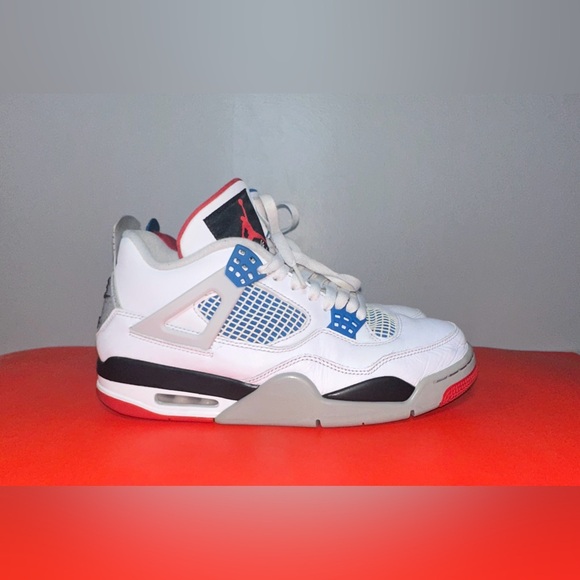 jordan 4s 9.5